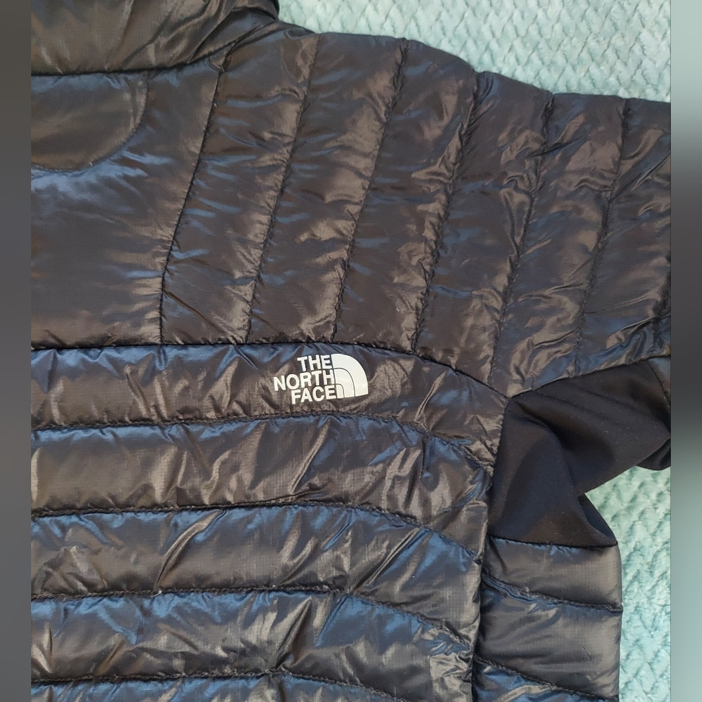 The North Face Women's Summit 800 GD Fill Packable Black Puffer - Picture 4 of 12